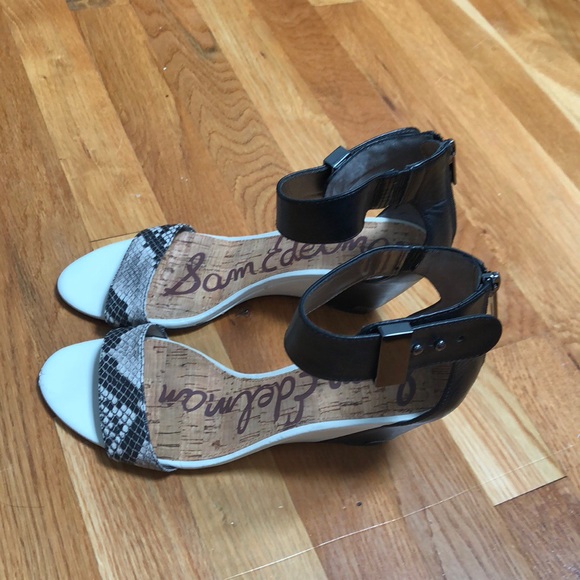 Sam Edelman Black & White Snakeskin Wedge Sandals - Picture 4 of 7